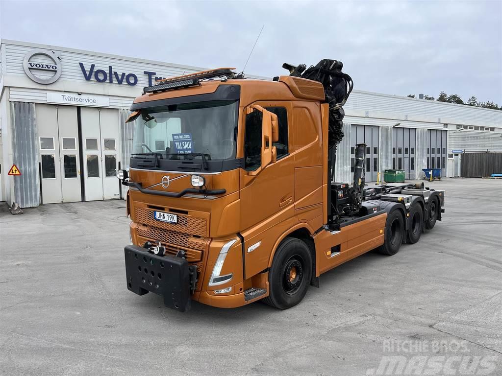 Volvo FH Kranväxlare med front plog & Reco drive Horgos rakodó teherautók