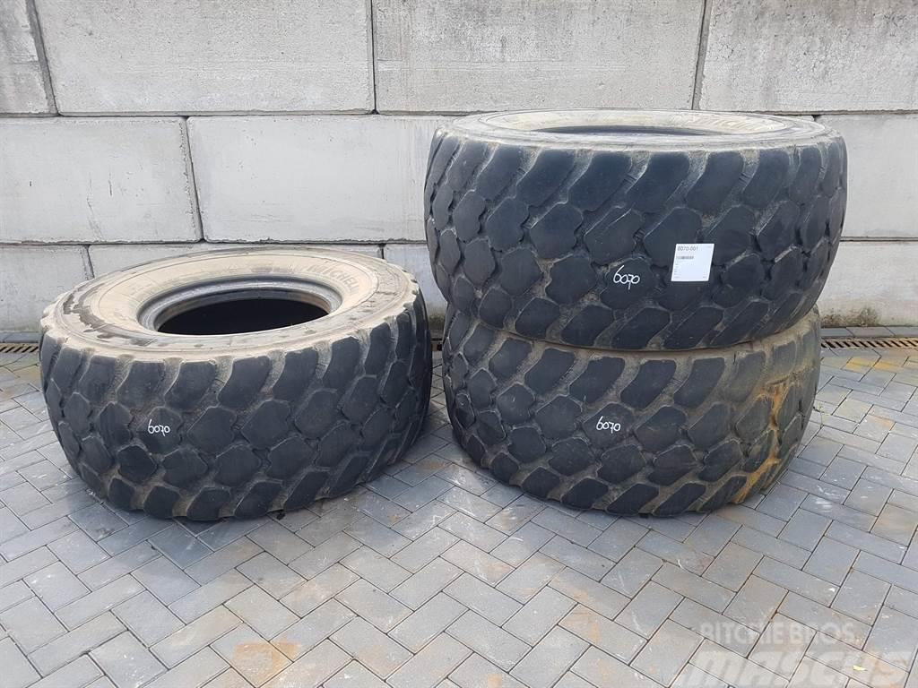 Michelin 600/65R25 - Tyre/Reifen/Band Gumiabroncsok, kerekek és felnik