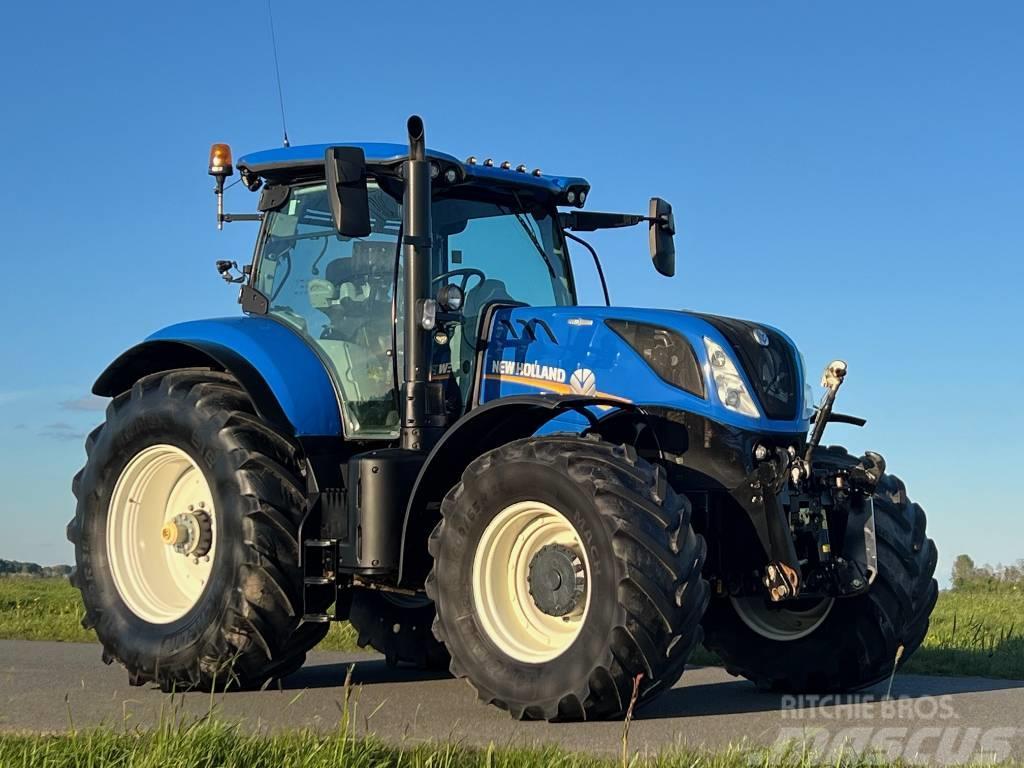 New Holland T7.245 autocommand Traktorok