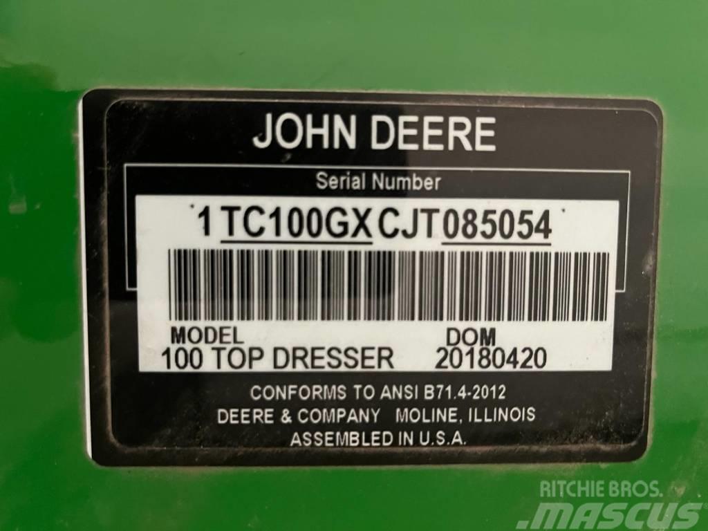 John Deere TD 100 Gyep karbantartó berendezések