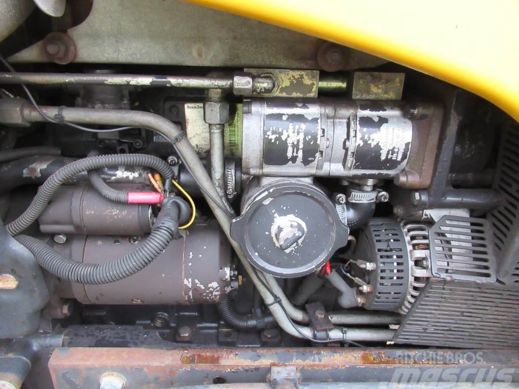 Valtra A75 4x2 + Fronthef Traktorok