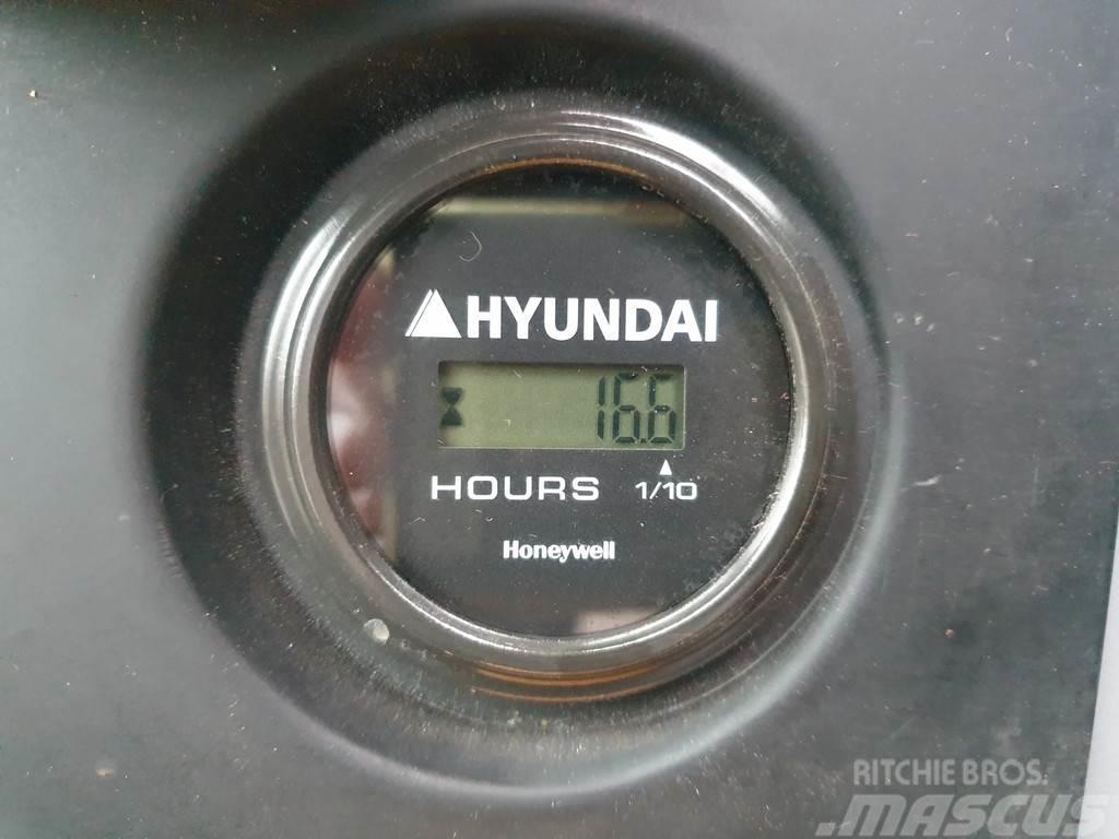 Hyundai R210 Lánctalpas kotrók