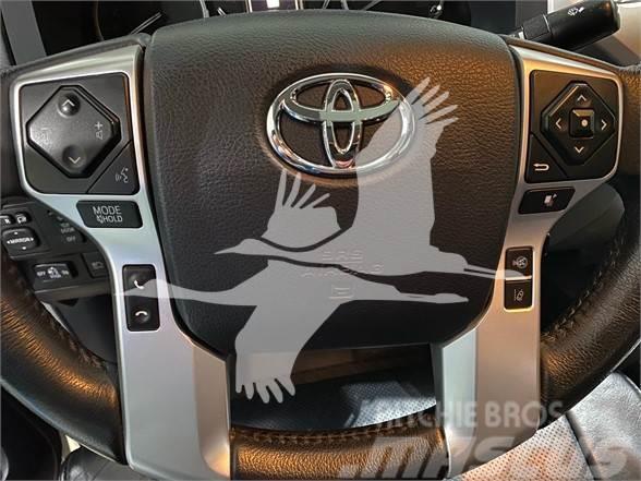 Toyota TUNDRA CREWMAX PLATINUM Egyebek