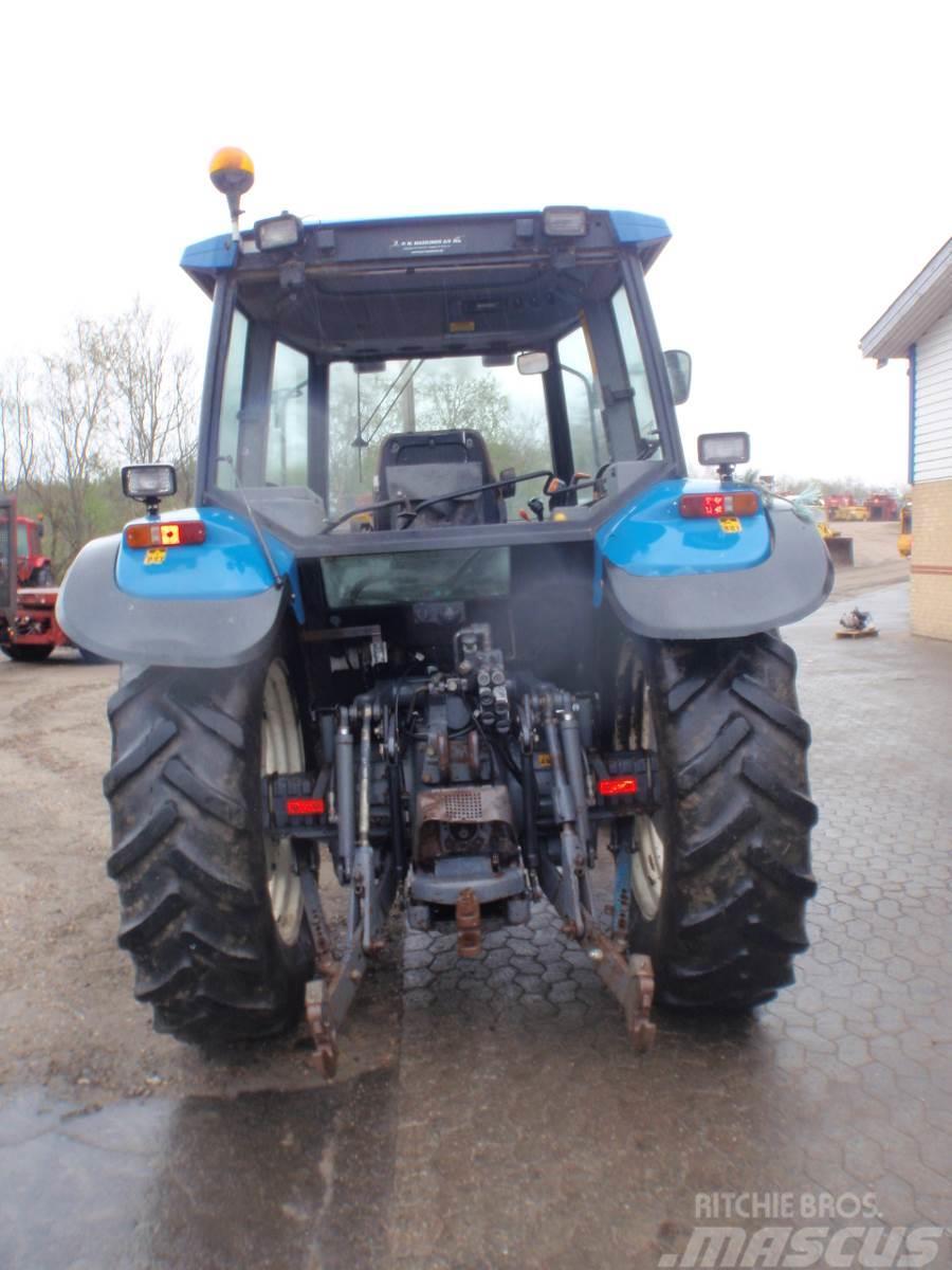 New Holland 7840 Traktorok