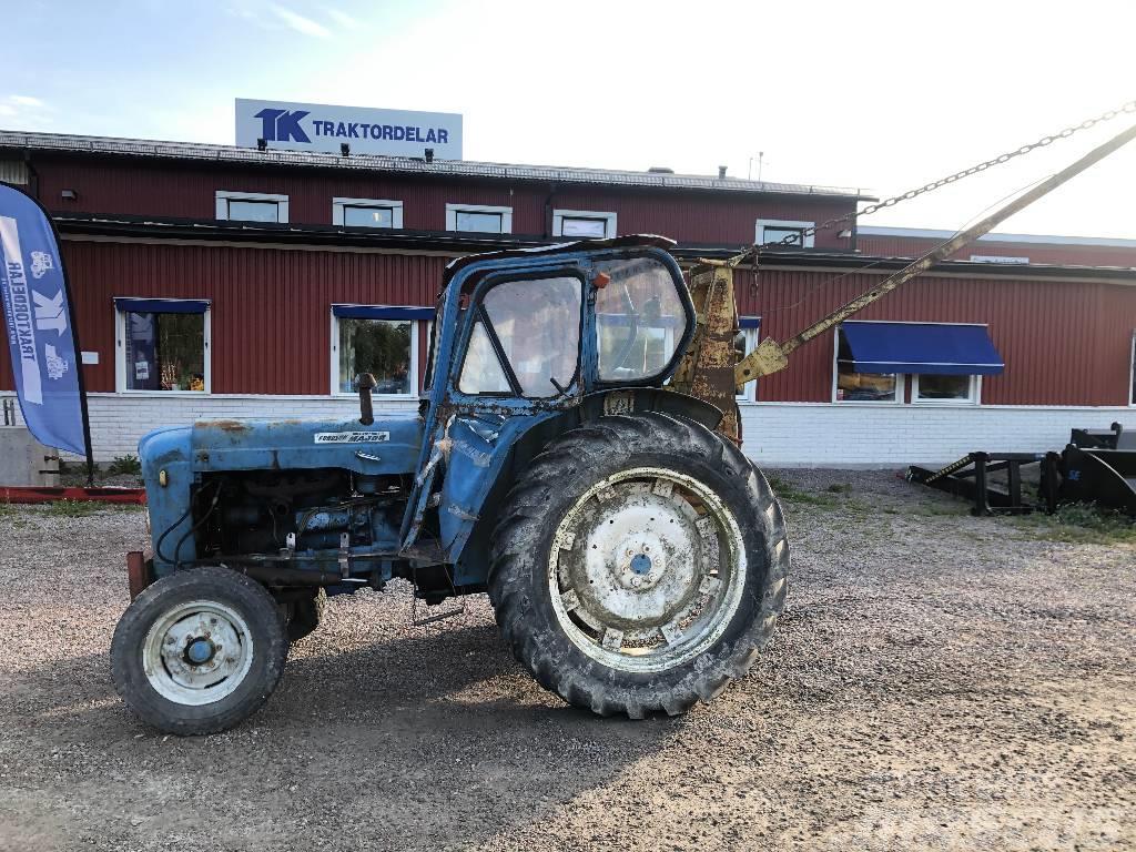 Fordson Super Major Dismantled: only spare parts Traktorok