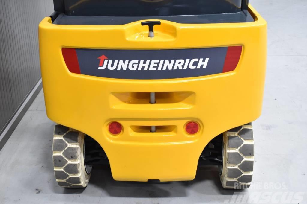 Jungheinrich EFG 320 Elektromos targoncák