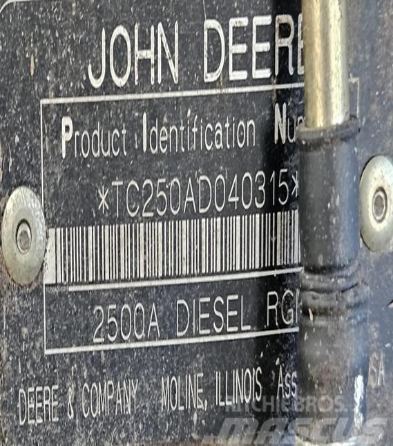 John Deere 2500 A Golfpálya fűnyírók