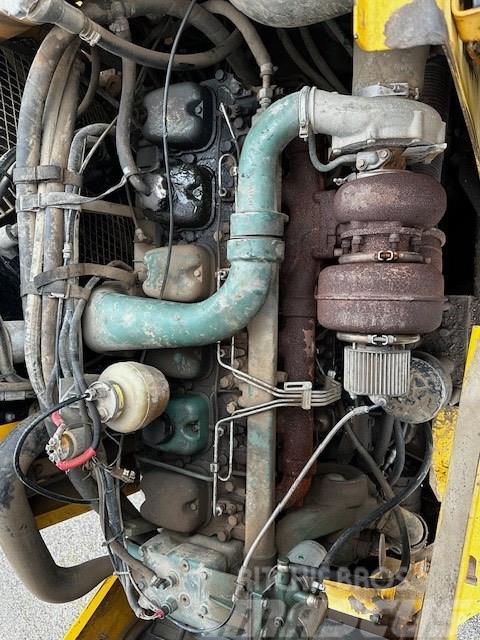 Volvo A 35 C PARSTS/CZĘŚCI  ENGINE TD 122 Motorok