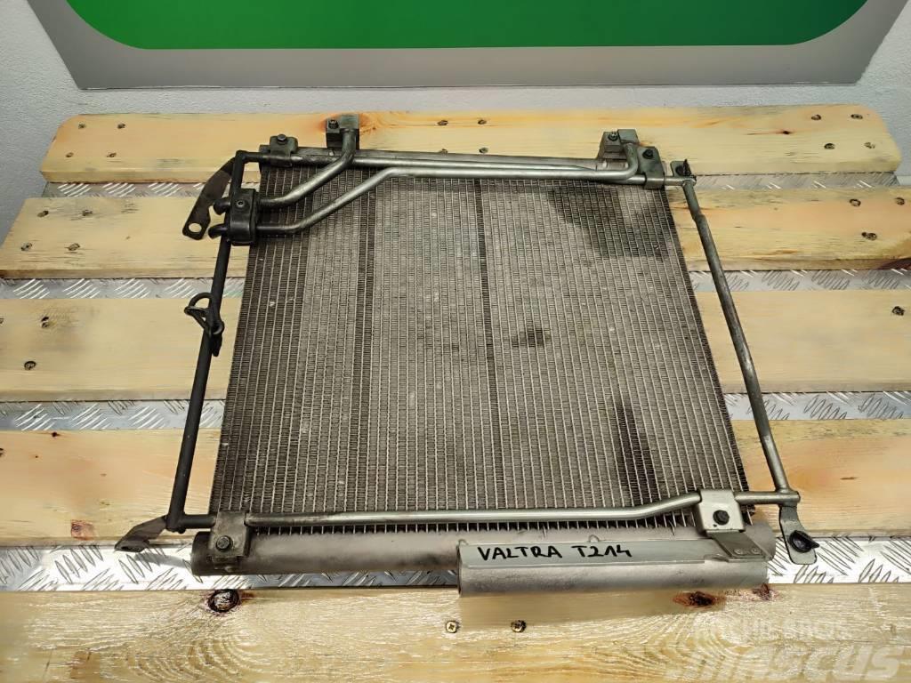 Valtra T214 Air conditioning radiator condenser 84485540B Hűtők