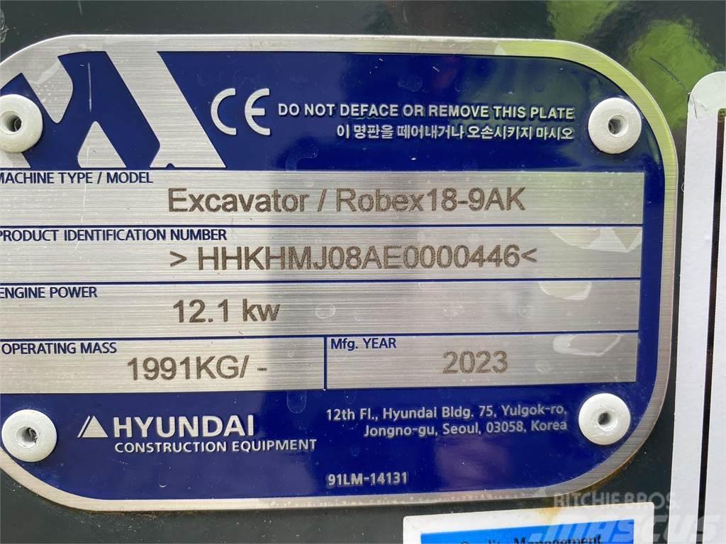 Hyundai R18-9AK Gumikerekes kotrók