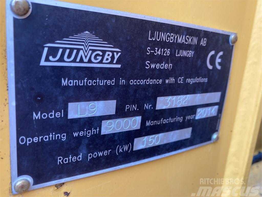 Ljungby L 9 Gumikerekes homlokrakodók
