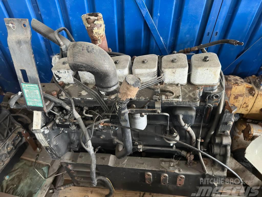 CASE 6-590 ENGINE Motorok