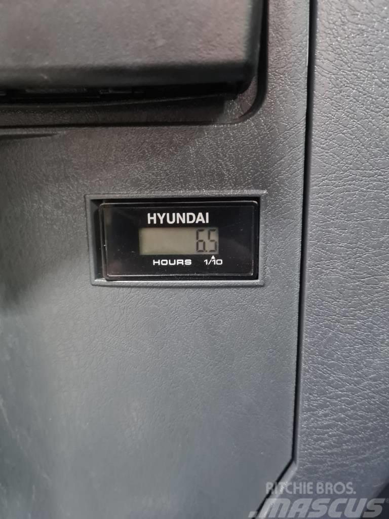 Hyundai R60CR-9A Mini kotrók < 7t