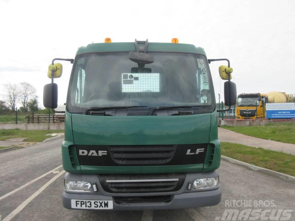 DAF 45.180 Platós/Csörlős teherautók