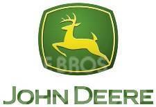 John Deere R740i Vontatott trágyaszórók