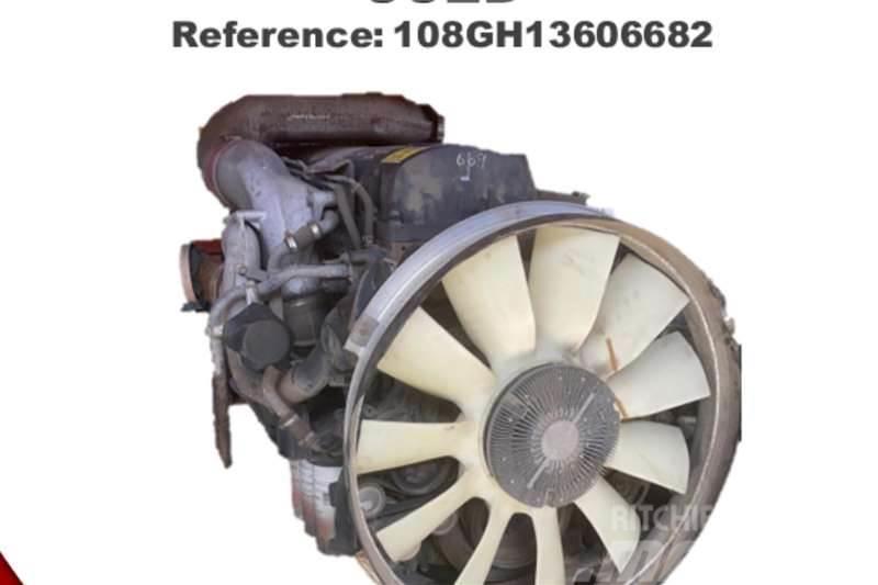 Nissan 2015 NissanÂ  UD Quon 400HP Used Engine Egyéb