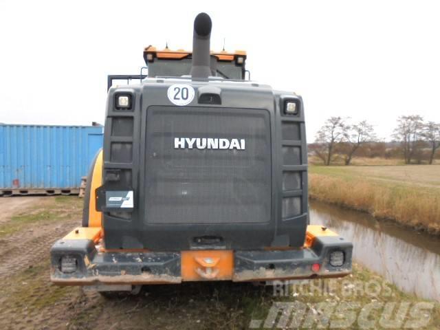 Hyundai HL 940 A Gumikerekes homlokrakodók