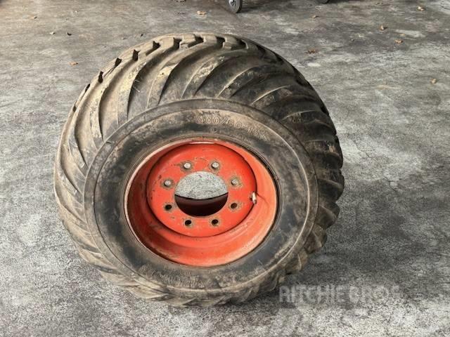 Bobcat 400/60-15.5 Tire | Band | Wheel | Rad | Viskafors Gumiabroncsok, kerekek és felnik