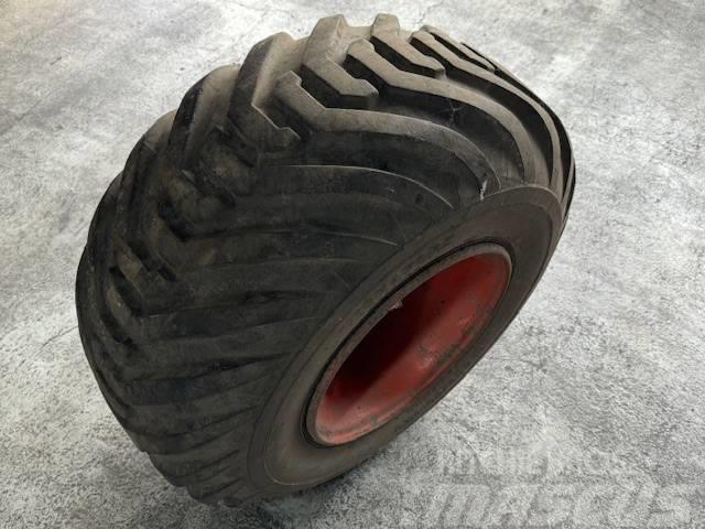 Bobcat 400/60-15.5 Tire | Band | Wheel | Rad | Viskafors Gumiabroncsok, kerekek és felnik