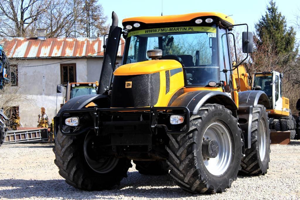 JCB Fastrac 3200 Traktorok