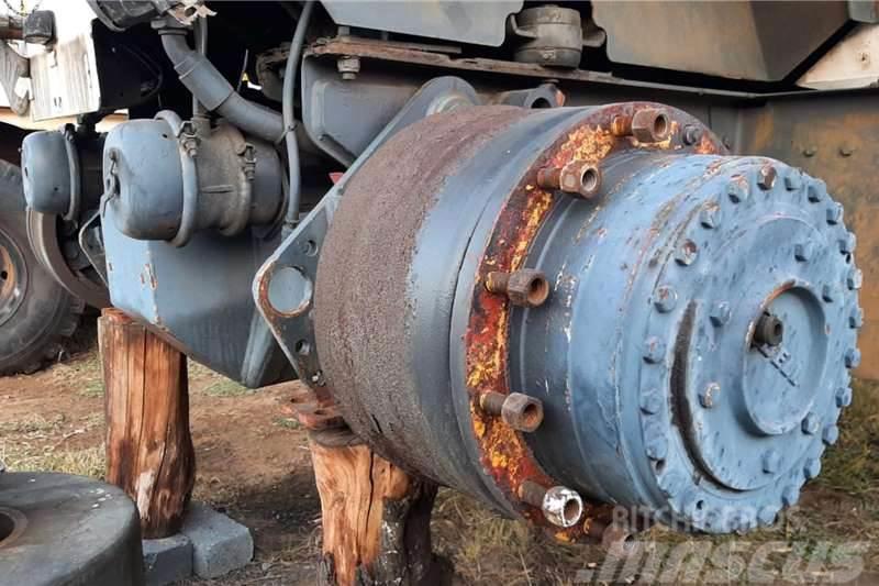 Bell 1226 Haulage Tow Tractor Rear Diff Egyéb