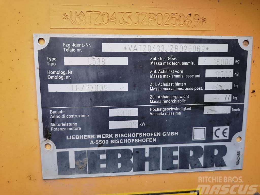 Liebherr 538 Gumikerekes homlokrakodók