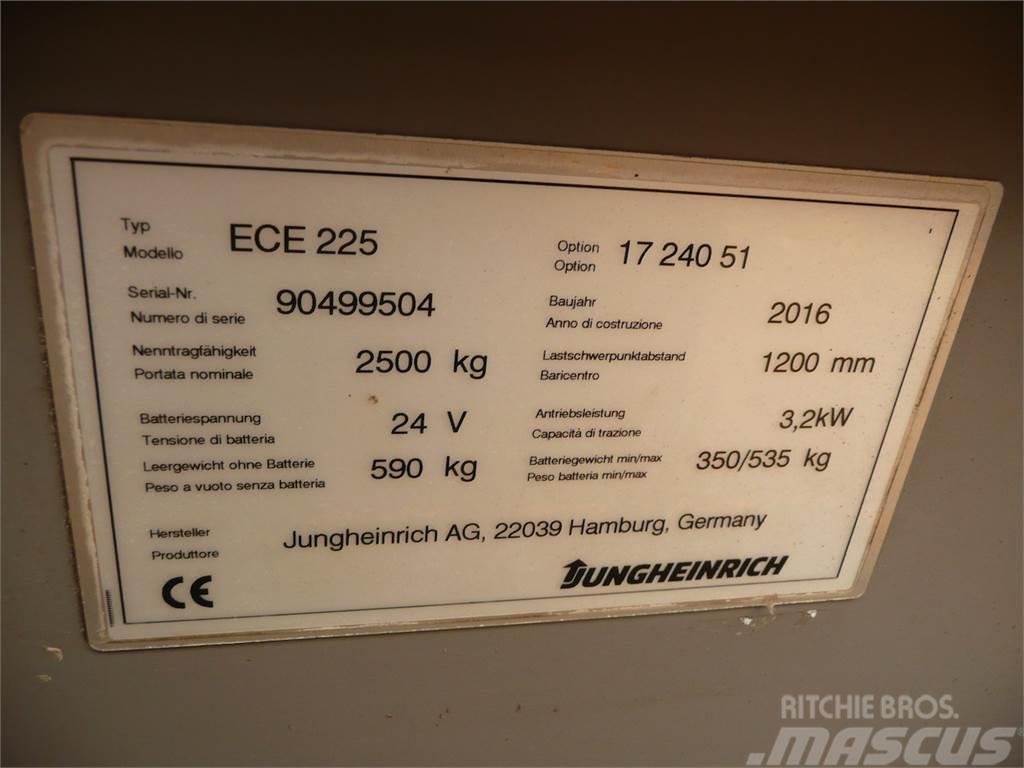 Jungheinrich ECE 225 2400x510mm Komissiózó alacsony emelésű targonca