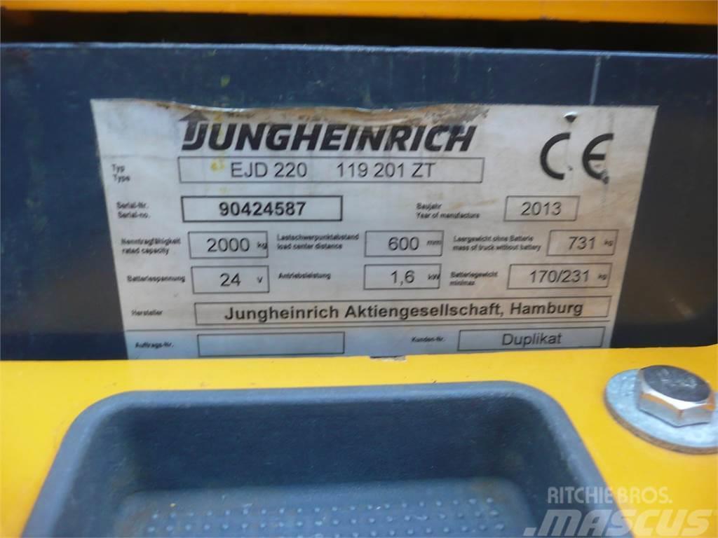 Jungheinrich EJD 220 201 ZT Elektromos gyalogkíséretű targoncák