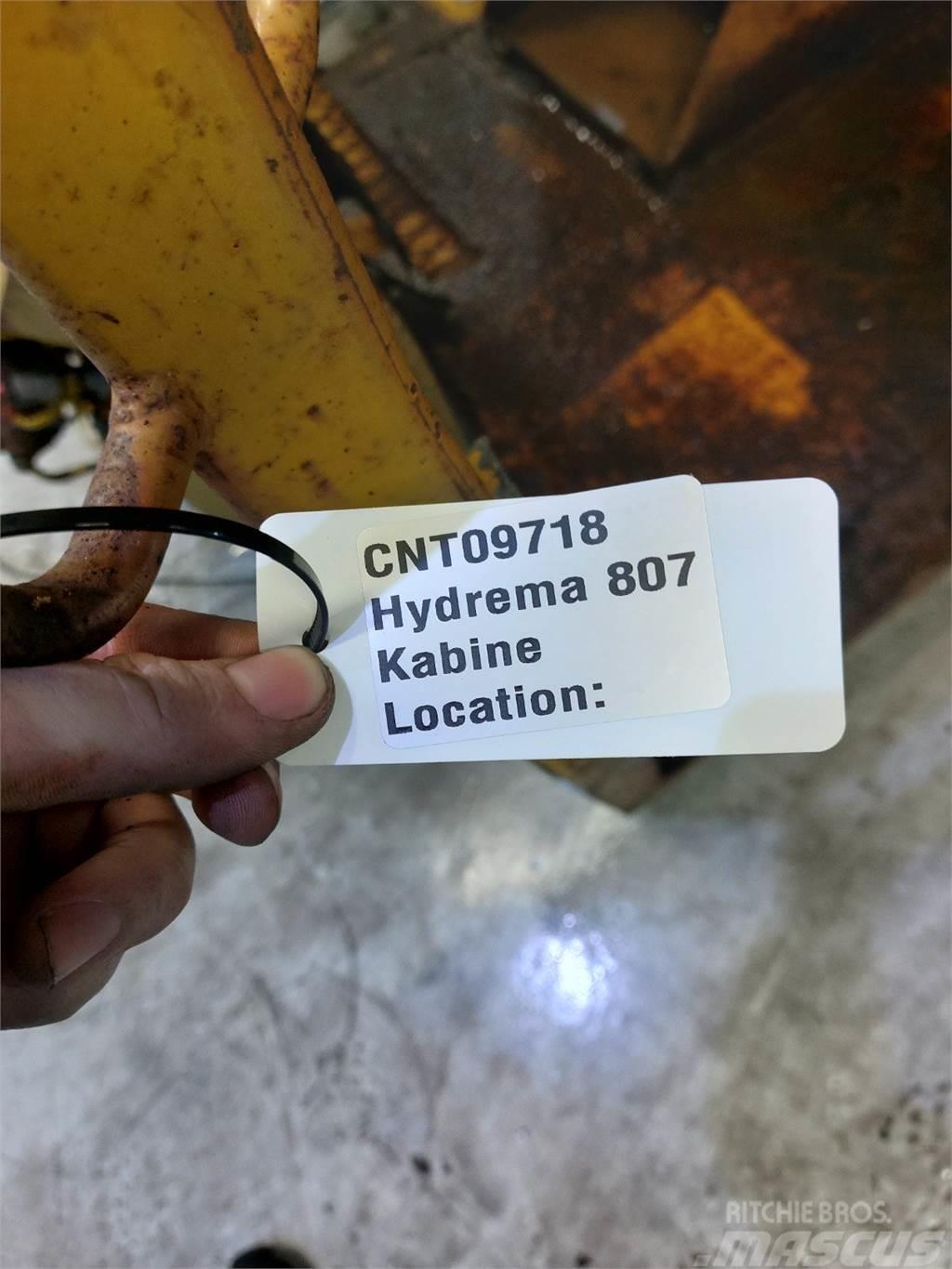 Hydrema 807 Vezetőfülke és belső tartozékok