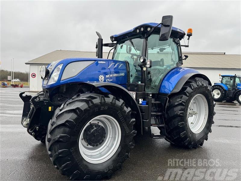 New Holland T7.270 Blue power Traktorok