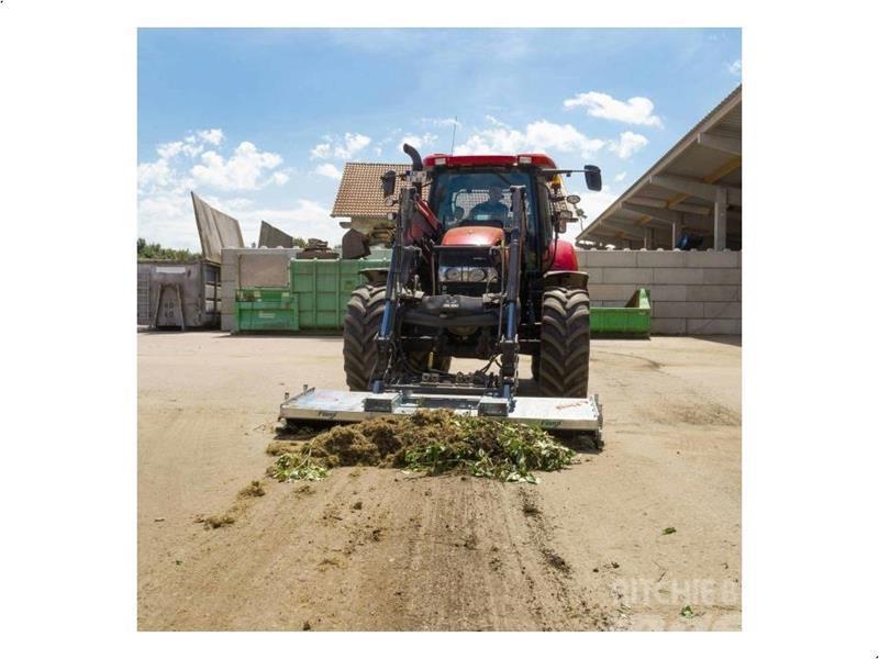 Fliegl Lion Sweeper 2500 Egyéb traktor tartozékok