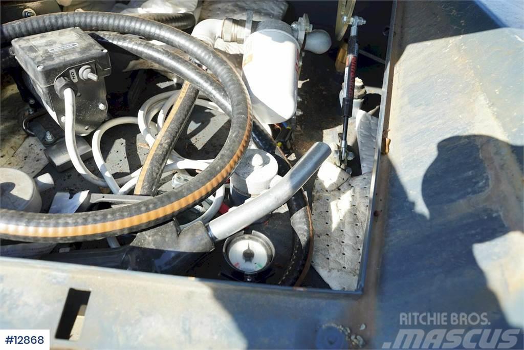 Hitachi ZX85 US-6 w/ 3 buckets, rotor tilt, diesel tank, c Lánctalpas kotrók
