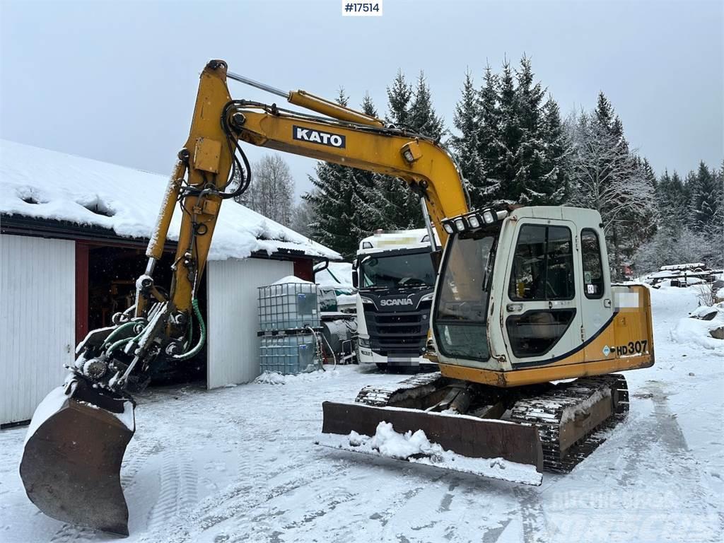 Kato HD-307 Tracked excavator w/ Rototilt and 2 buckets Lánctalpas kotrók
