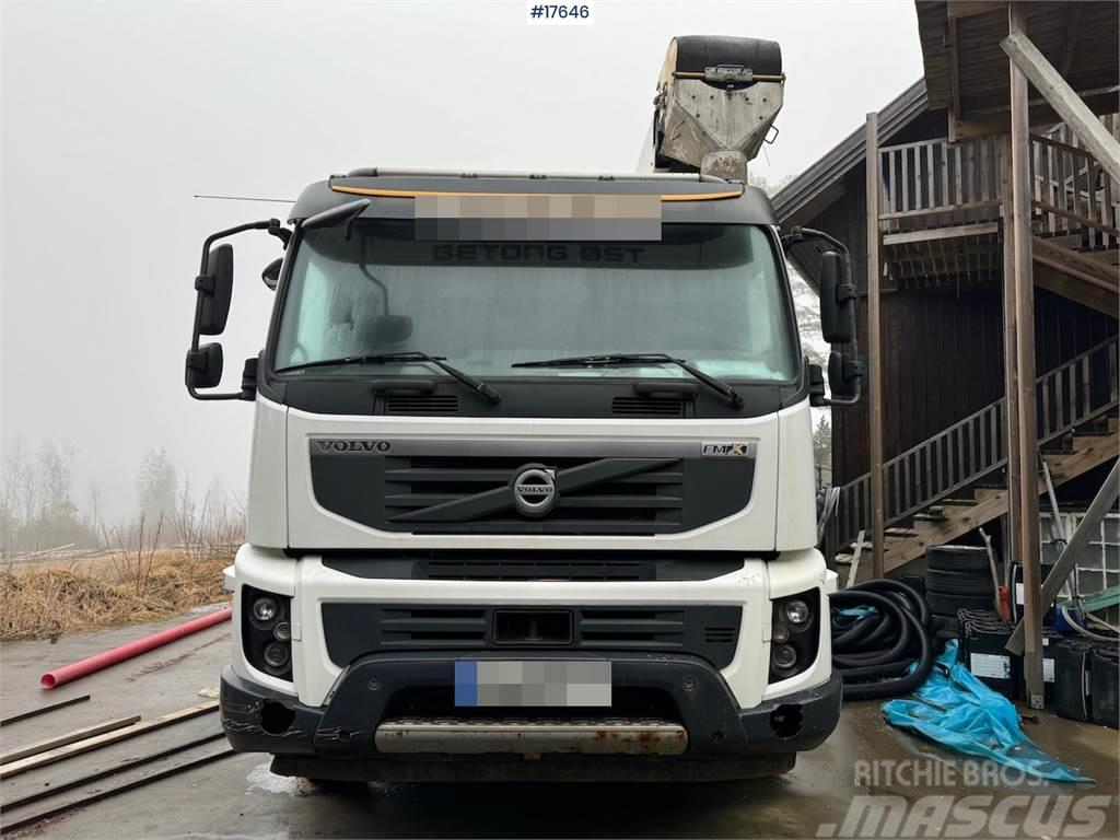Volvo FMX truck w/ Liebherr superconstruction Betonkeverők/Betonpumpák
