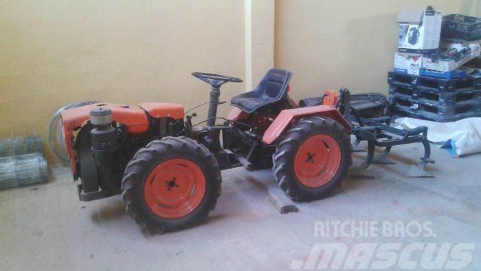  946/603 Traktorok