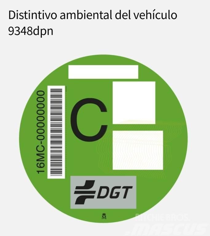 Mercedes-Benz Vito Tourer 111 CDI Select Extralarga Transporterek