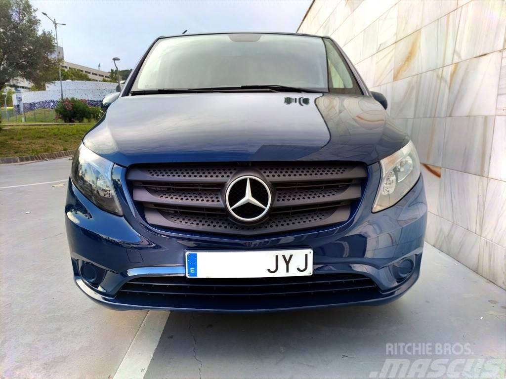 Mercedes-Benz Vito Tourer 111 CDI Select Extralarga Transporterek