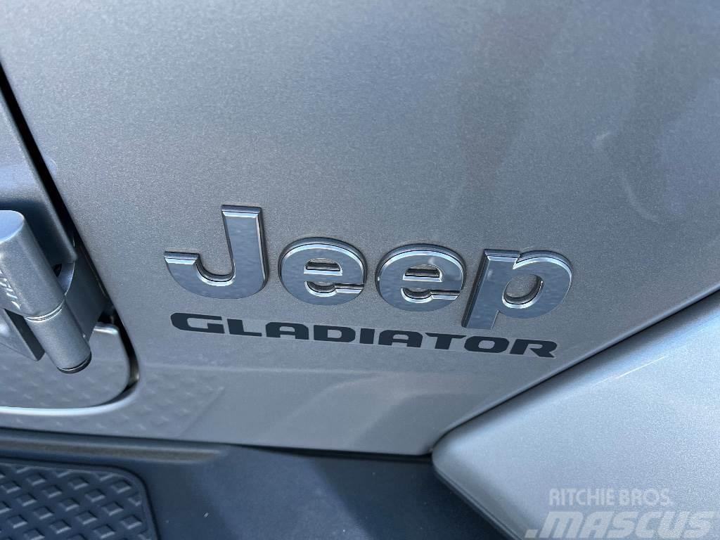 Jeep Gladiator Overland Kistehergépjárművek