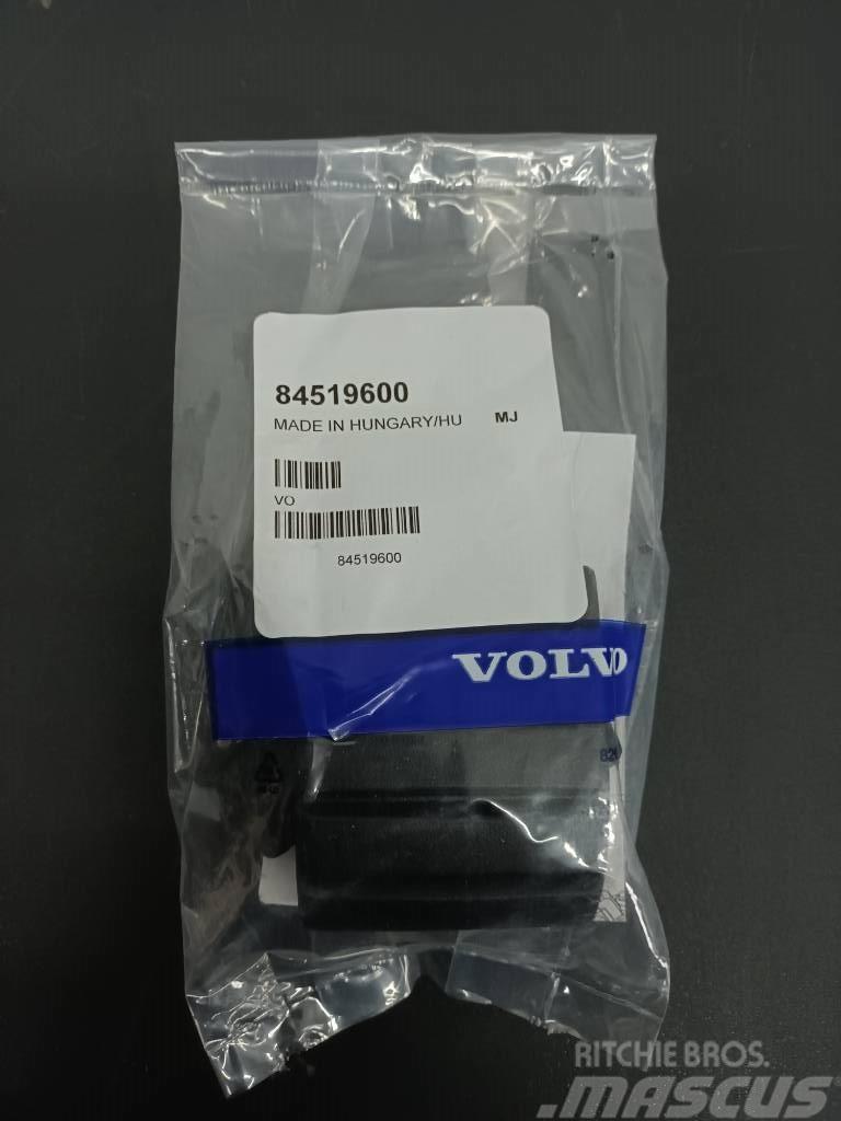 Volvo PEDAL RUBBER 84519600 Vezetőfülke és belső tartozékok