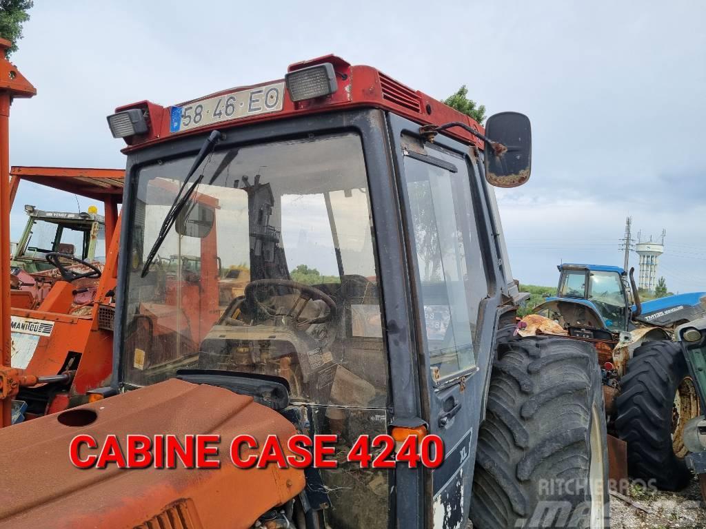 CABINE CASE 4240 Vezetőfülke és belső tartozékok