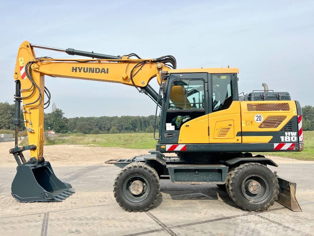 Hyundai HW180 - Excellent Condition / Well Maintained Gumikerekes kotrók