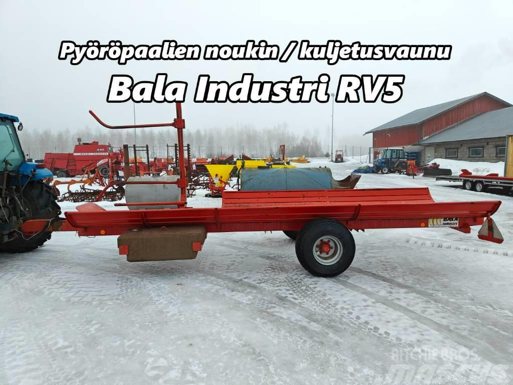 Bala Industri RV5 paalivaunu - VIDEO Bálaszállító pótkocsi