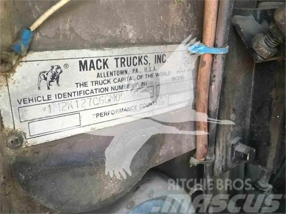 Mack MR6855 Hulladék szállítók