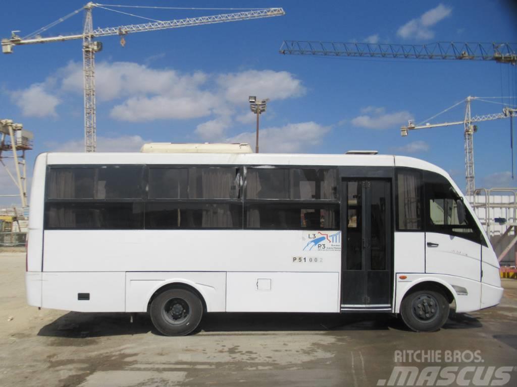 Mitsubishi BUS NEW CRUISER Kirándulóbuszok