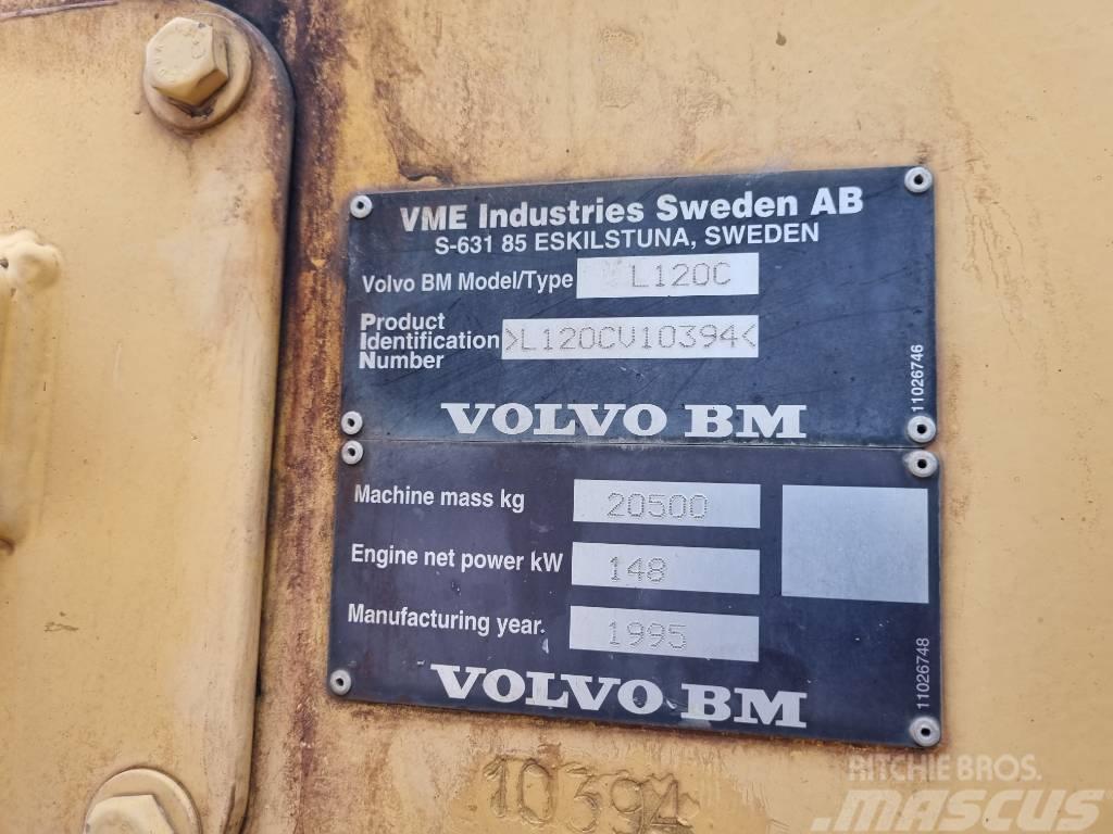 Volvo BM L120C Gumikerekes homlokrakodók
