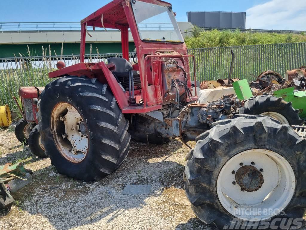 Steyr PARA PEÇAS 8075 Traktorok