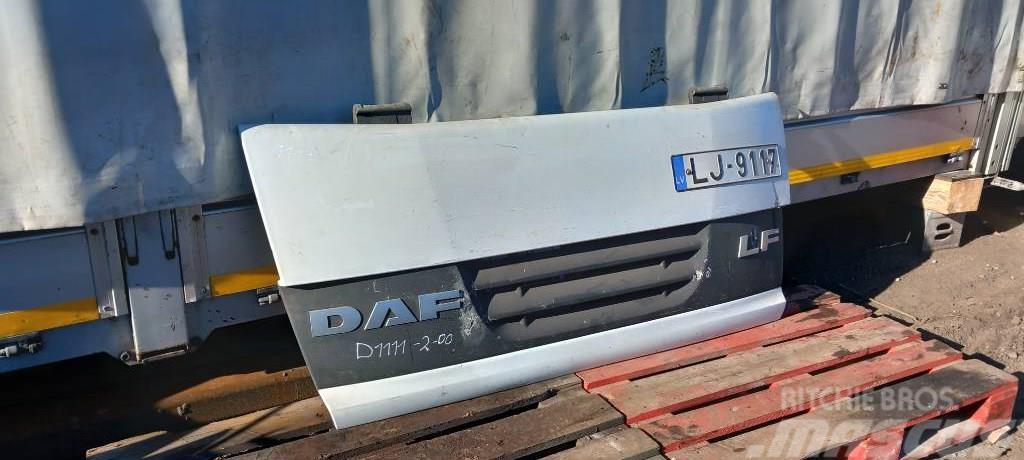 DAF LF45.150 1405032 FRONT HOOD Vezetőfülke és belső tartozékok