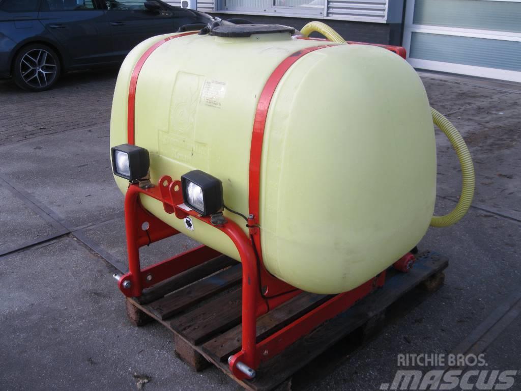 Agromehanika 400 liter tank in frame Műtrágya permetezők