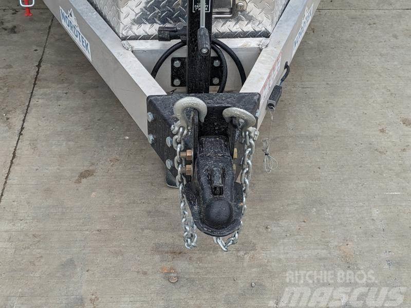  82 x 20' Aluminum Hydraulic Tilt Deck Trailer 82 x Járműszállító pótkocsik