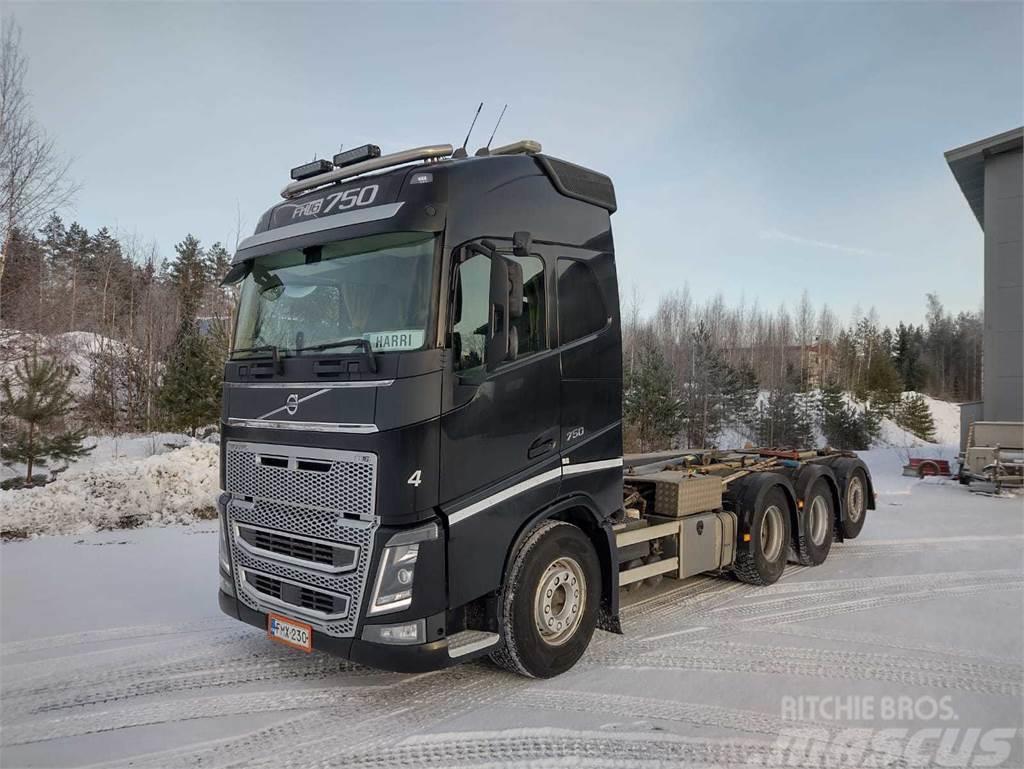 Volvo FH16 750 8X4 Horgos rakodó teherautók